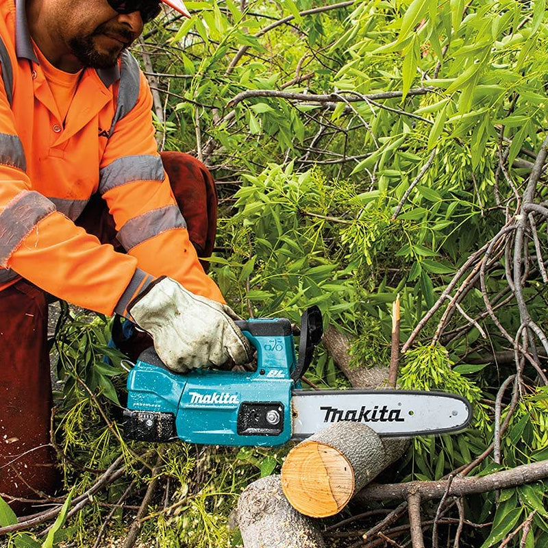 Garden in Motion Set: 2 Makita 18V LXT Tools + 2 x 5Ah Batteries + Fast Charger