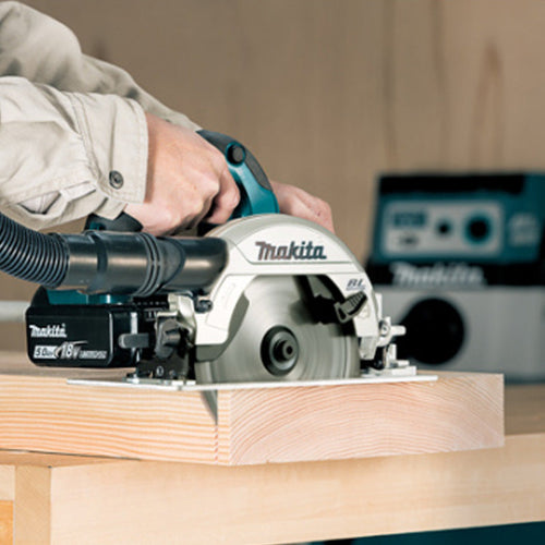 Brushless circular saw Ø 165 mm, 2x5Ah, 18V LXT Makita DHS660RTJ in a carrying case